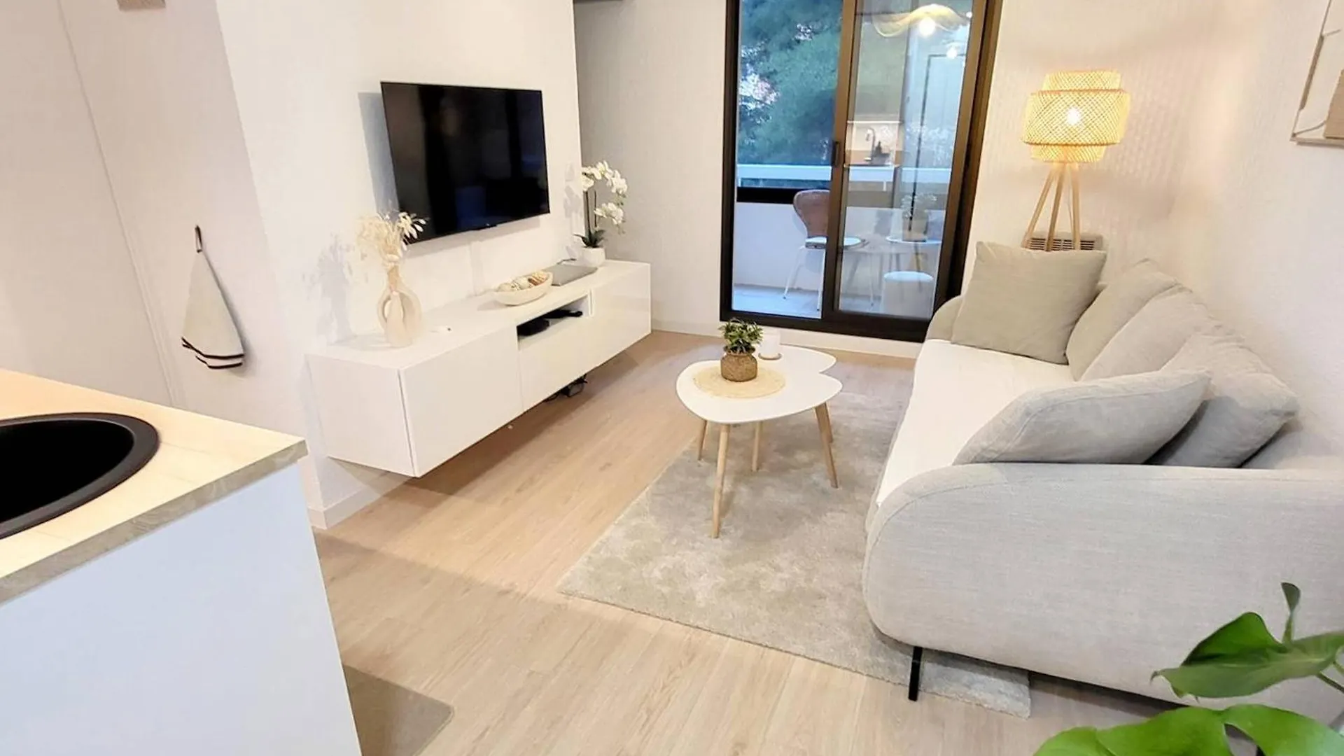 Appartement T2 Avec Wi-Fi Et Parking A 200 M Des Plages - Fr-1-316-342 Six-Fours-les-Plages 0*,